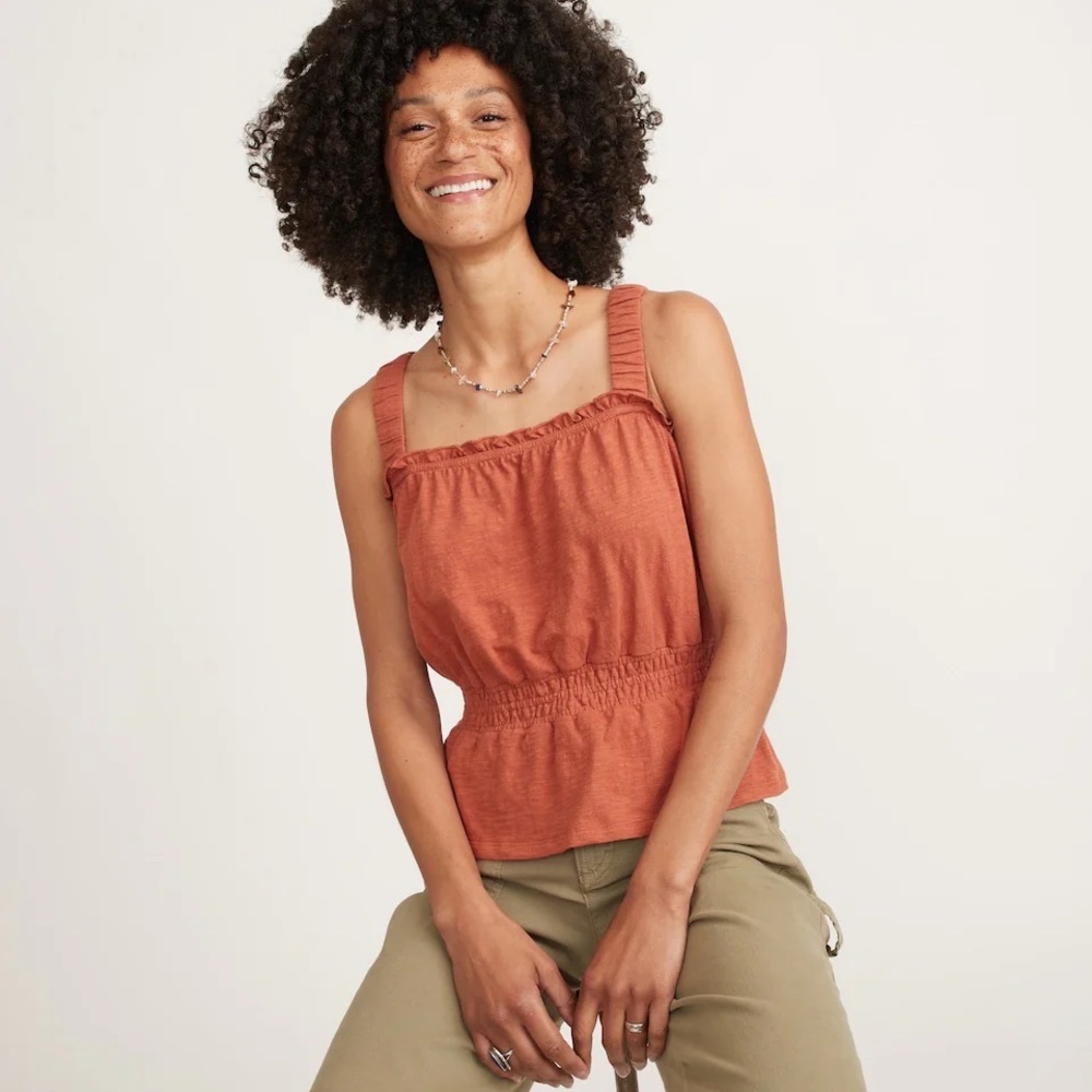 Marine Layer Dylan Smocked Sleeveless Top - Rust